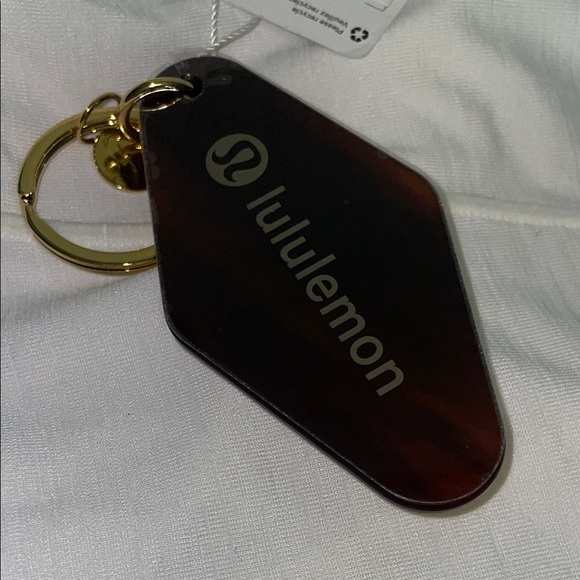 Lululemon Brown Keychain with Gold Ring - Picture 2 of 4